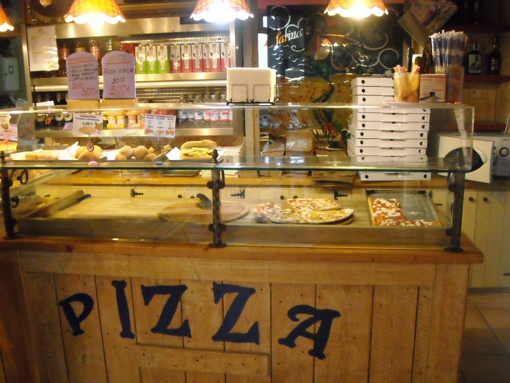 Pizza al taglio/Fast Food/Kebab in vendita a Prato