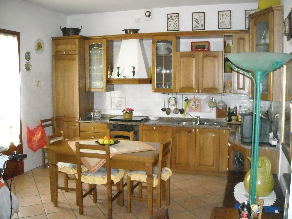 Villa a Schiera in vendita a Montemurlo