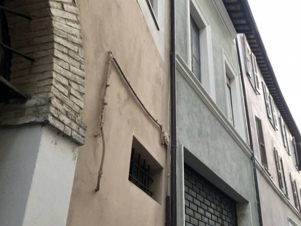 Casa Indipendente in vendita a Terni via Tre Colonne