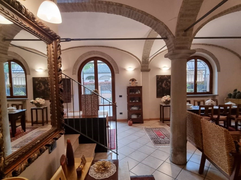 Casa Semindipendente in vendita a Parma corcagnano