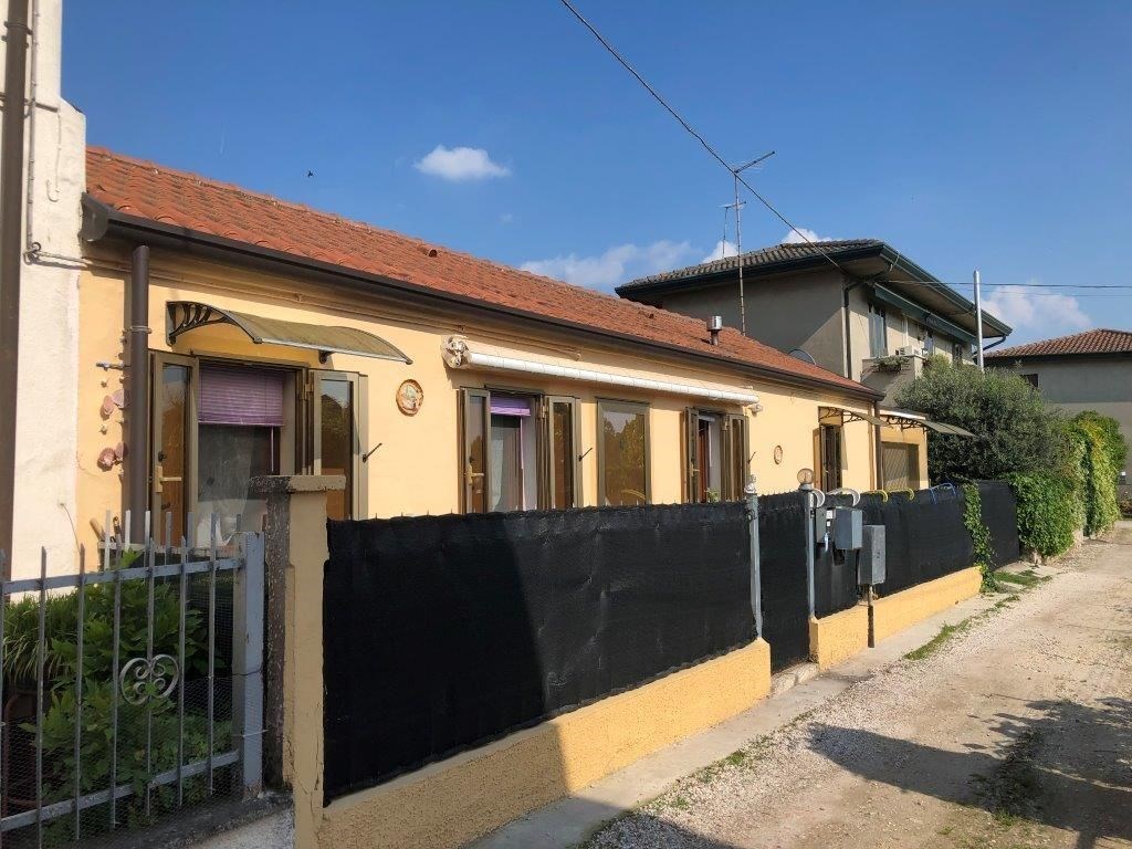 Villa Bifamiliare in vendita a Cavarzere