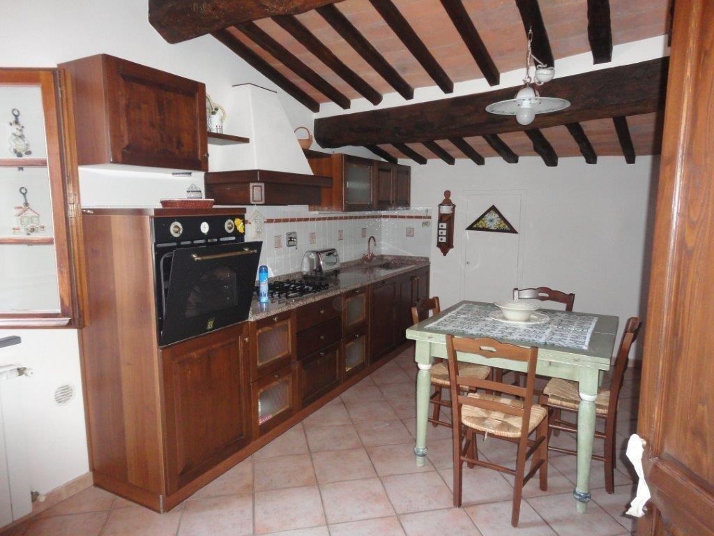 Appartamento in affitto a Casciana Terme Lari via del Castello,
