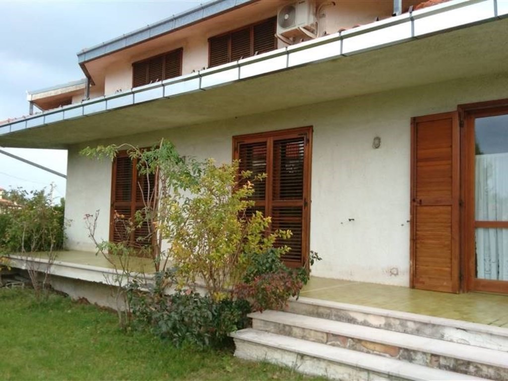 Villa in vendita a Orsogna