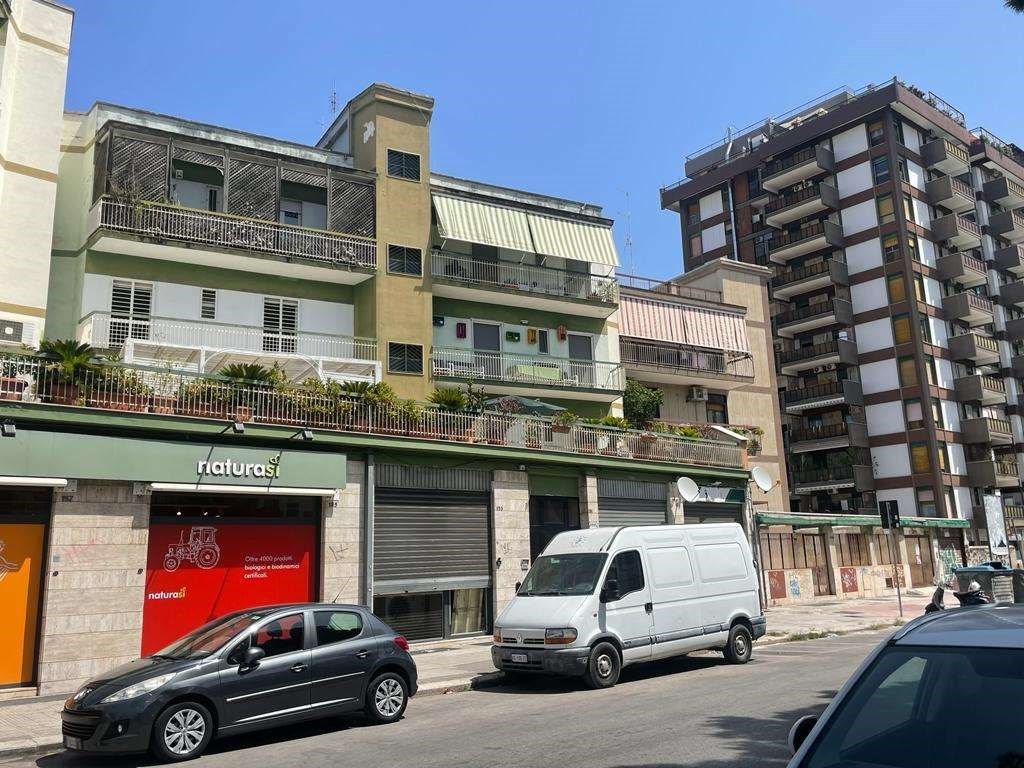 Appartamento in vendita a Bari viale Papa Giovanni XXIII 151