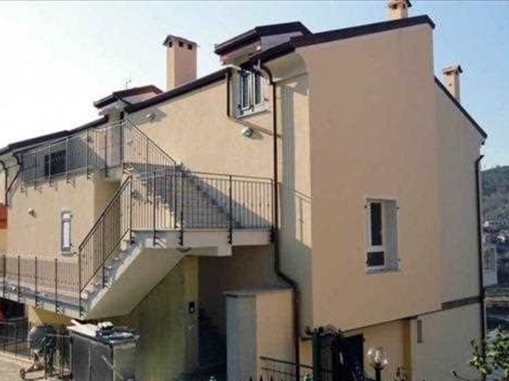 Appartamento in vendita a Finale Ligure