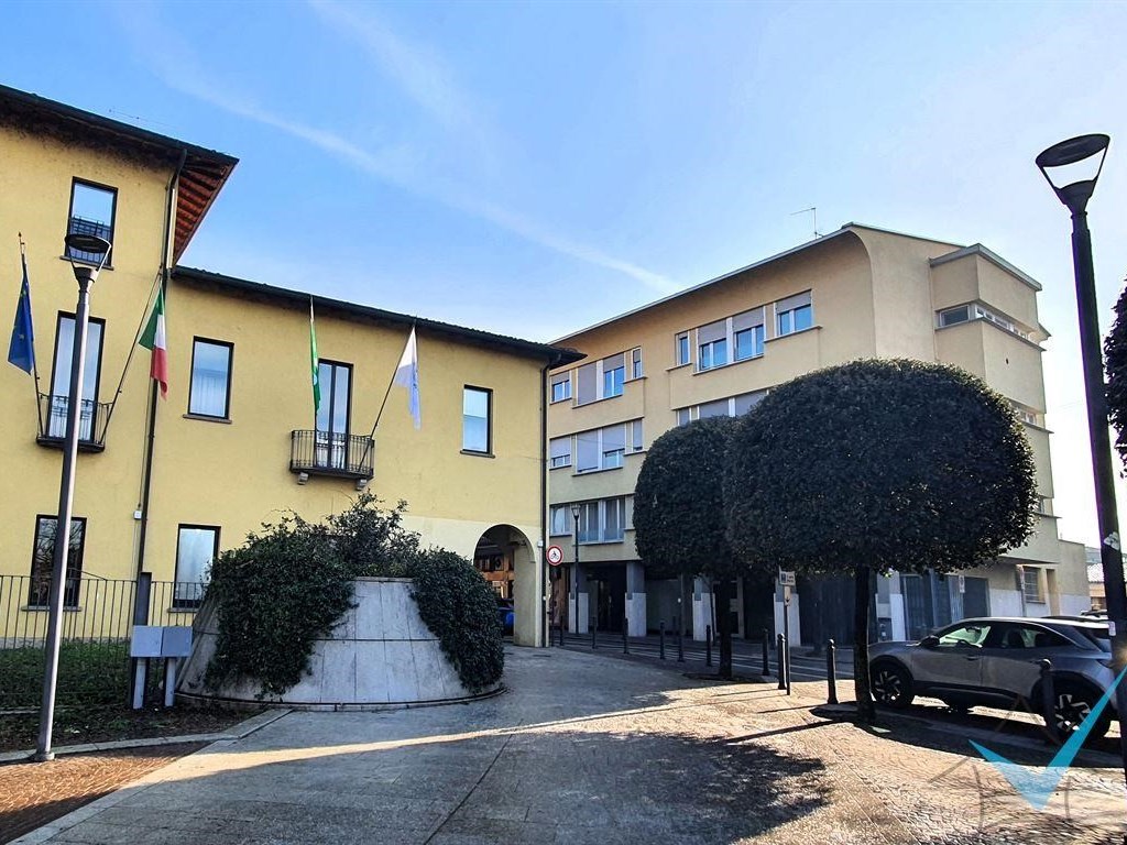 Appartamento in vendita a Varedo via Vittorio Emanuele II 18