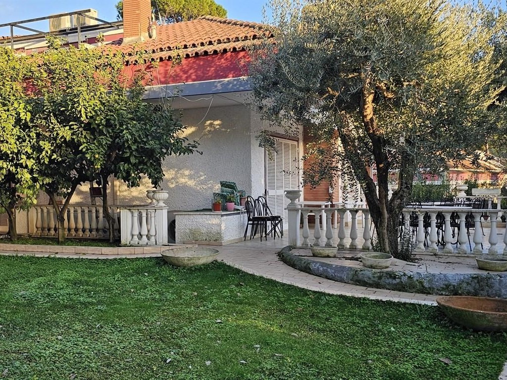 Villa in vendita a Roma via della nocetta