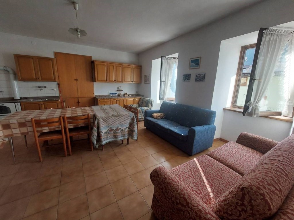 Appartamento in vendita a Vermiglio via di Pizzano, 36