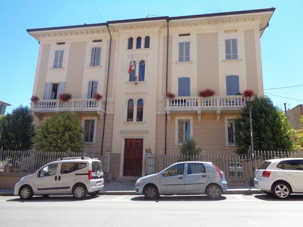 Appartamento in vendita a Fornovo di Taro via Vittorio Veneto, 10