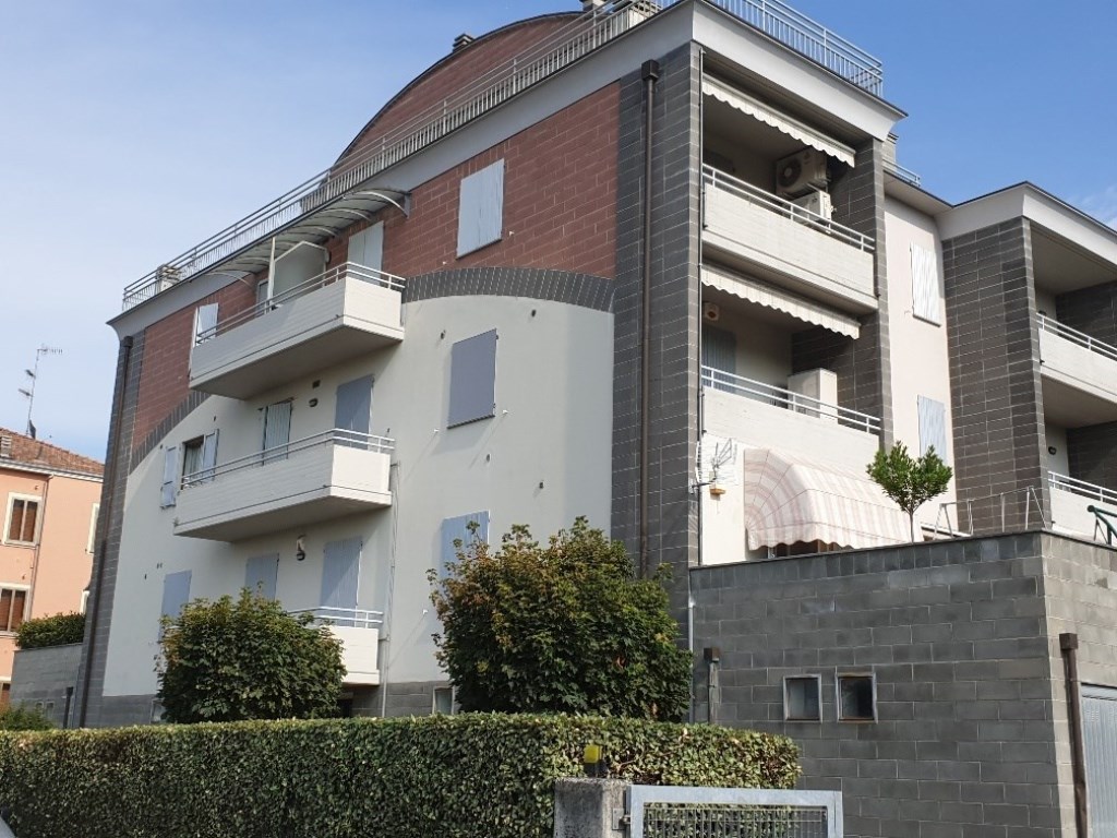 Appartamento in vendita a Fornovo di Taro strada della Cisa, 15