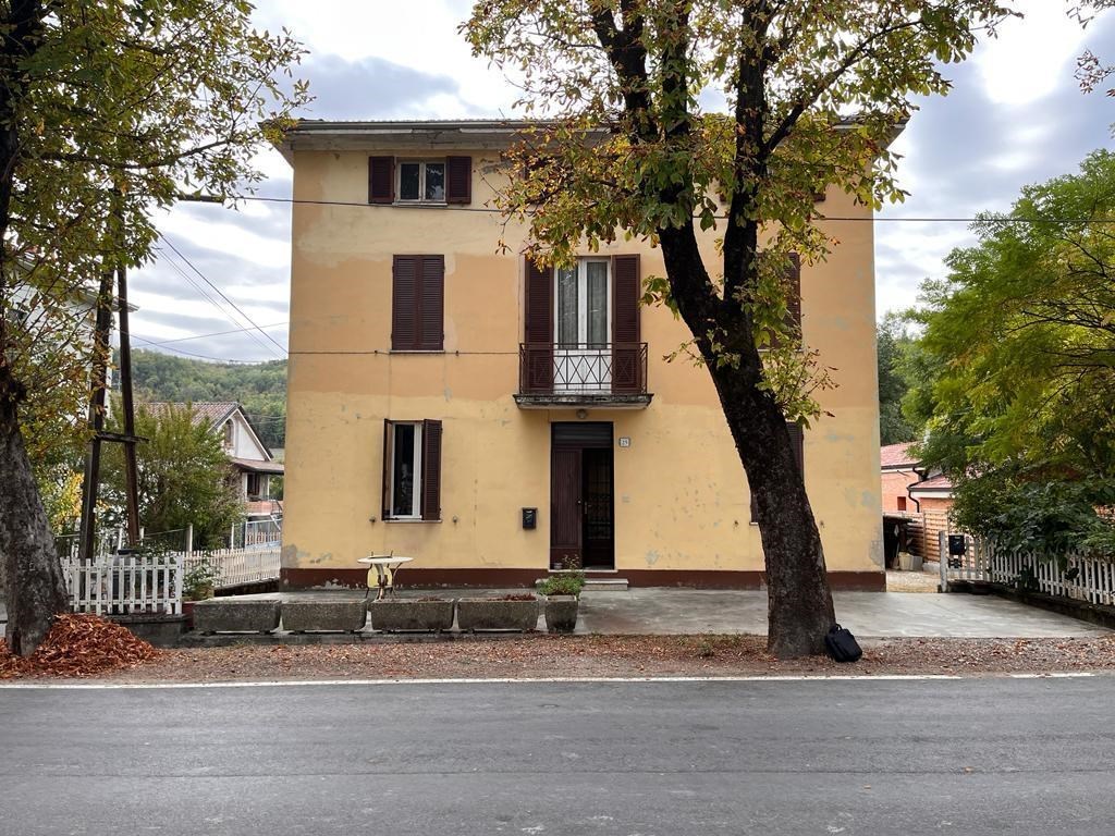 Casa Indipendente in vendita a Medesano