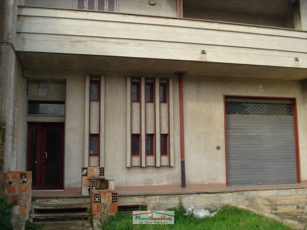 Casa Indipendente in vendita a Cassano delle Murge via Sannicandro