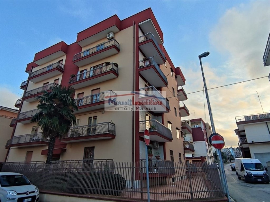 Appartamento in vendita a Cassano delle Murge via Goffredo Mameli