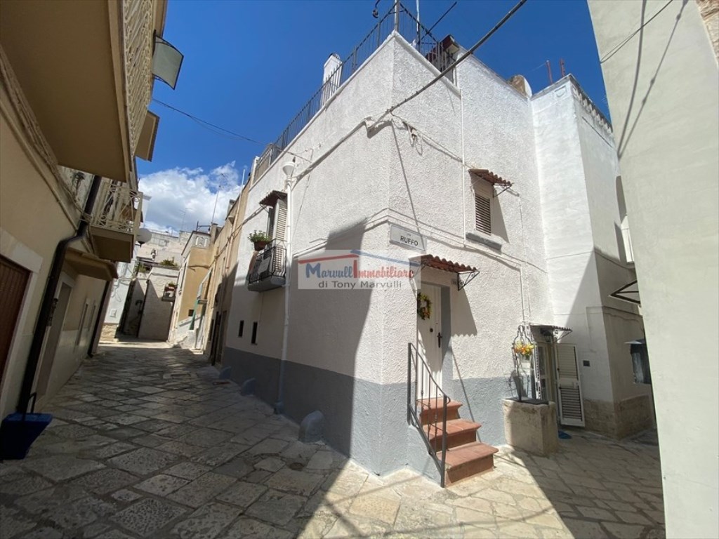 Casa Indipendente in vendita a Cassano delle Murge vico Vincenzo Ruffo