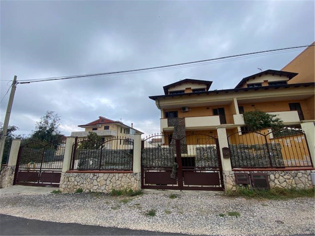 Villa in vendita a Vitulazio via tutuni