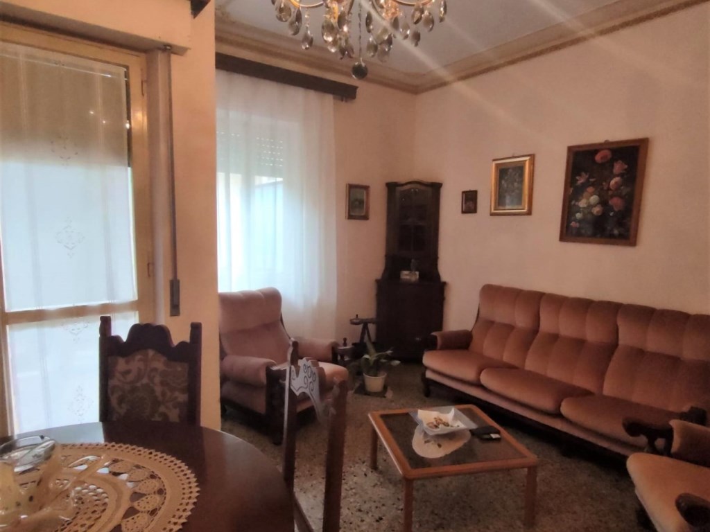 Appartamento in affitto a Reggio di Calabria via Sbarre Inferiori ,
