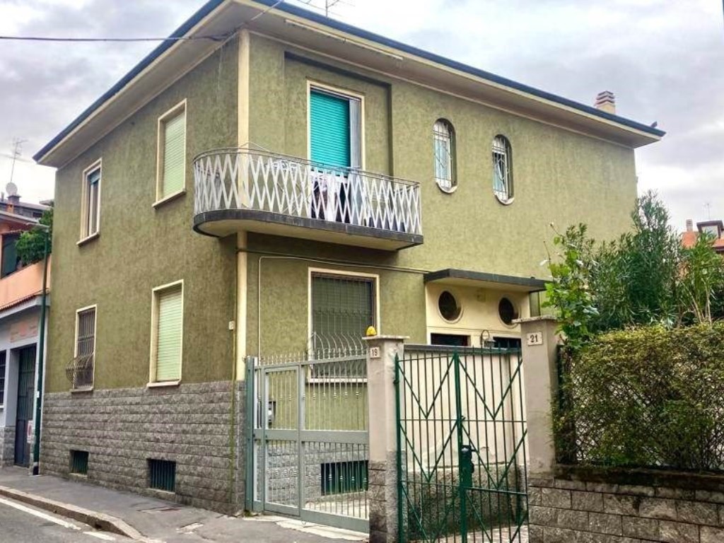 Appartamento in vendita a Sesto San Giovanni via valdimagna 19