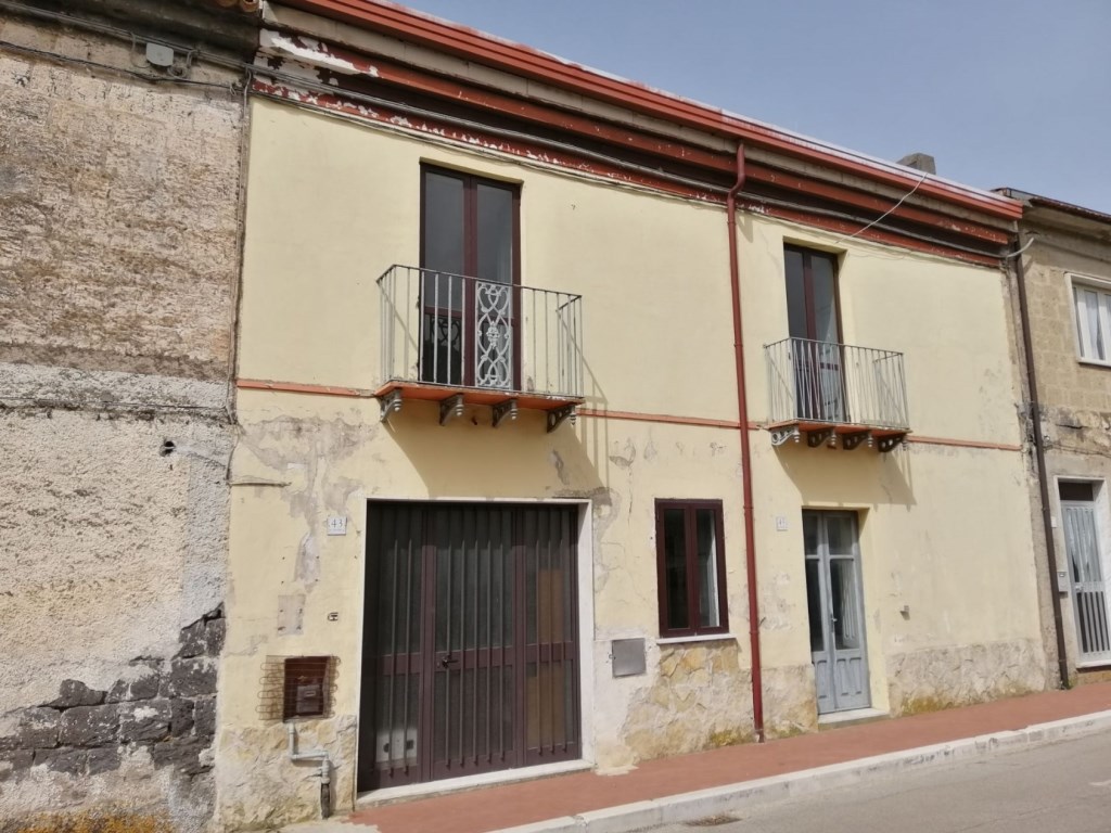 Casa Semindipendente in vendita ad Amorosi via Puglianello