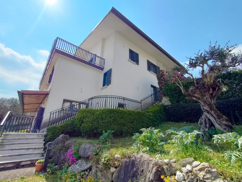 Villa in vendita a Castel Campagnano via Castagneto
