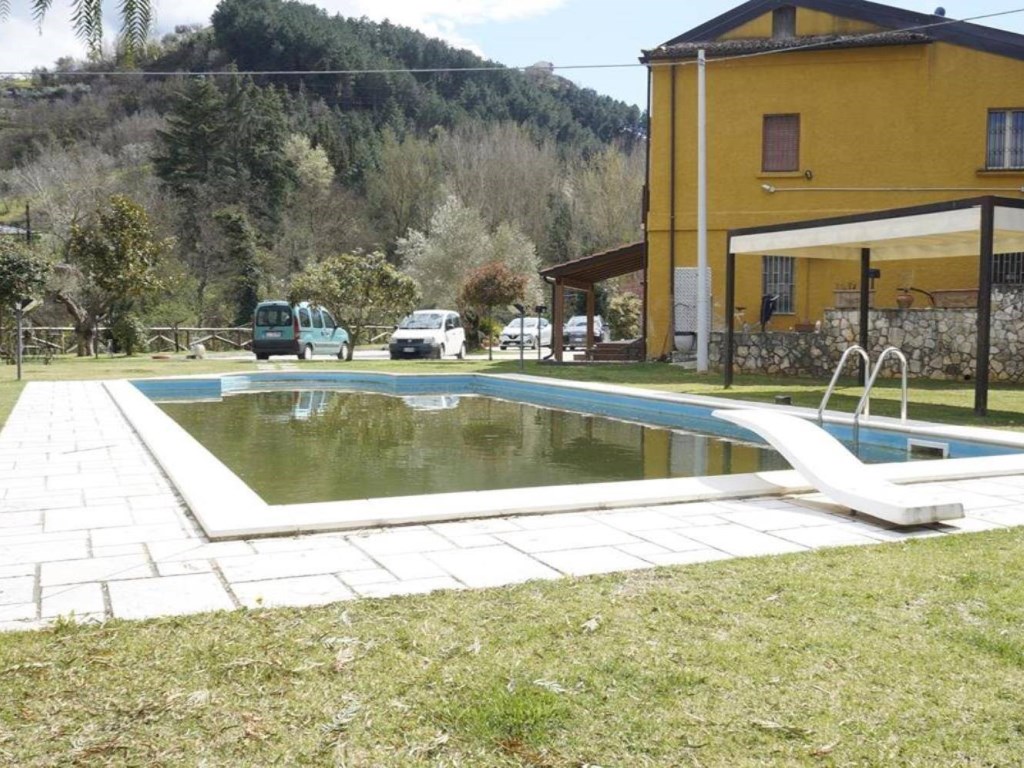 Villa in vendita a Cosenza contrada Guarassano