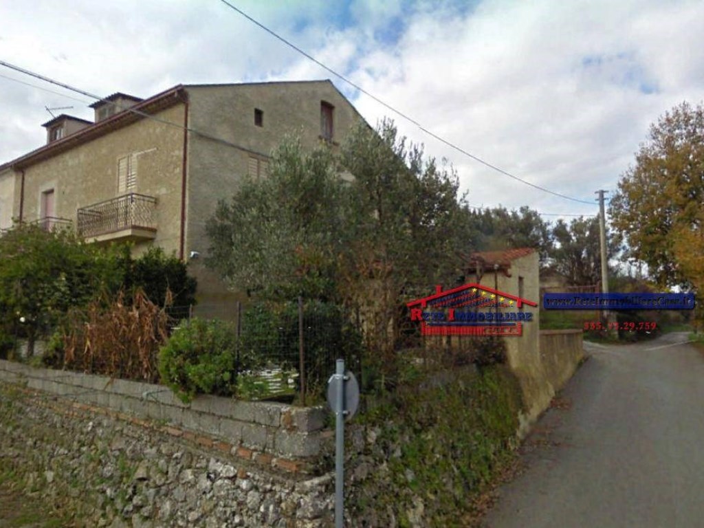 Casa Indipendente in vendita a Cosenza