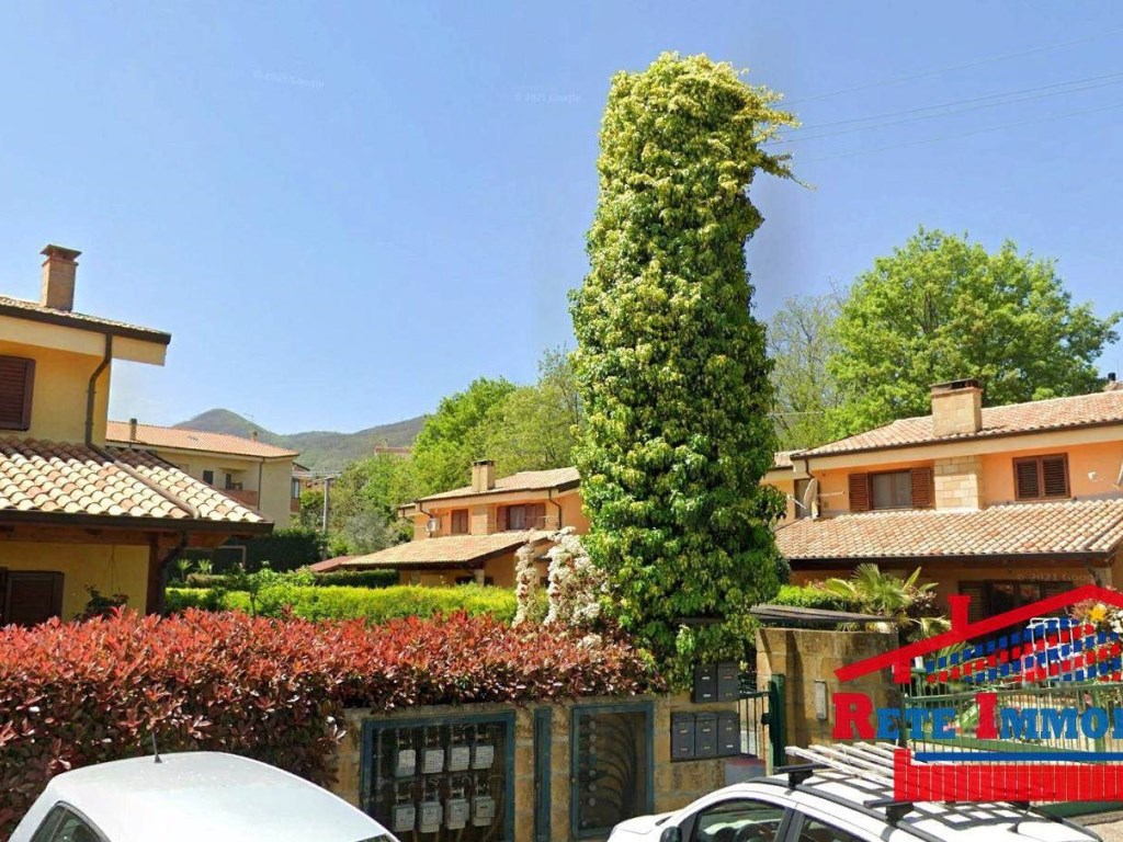 Villa a Schiera in vendita a Marano Marchesato zona Malvitani