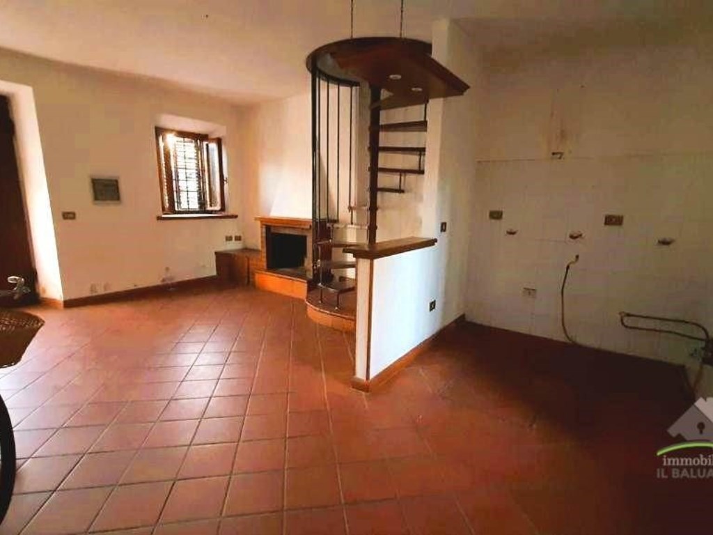 Casa a Schiera in vendita a Lucca