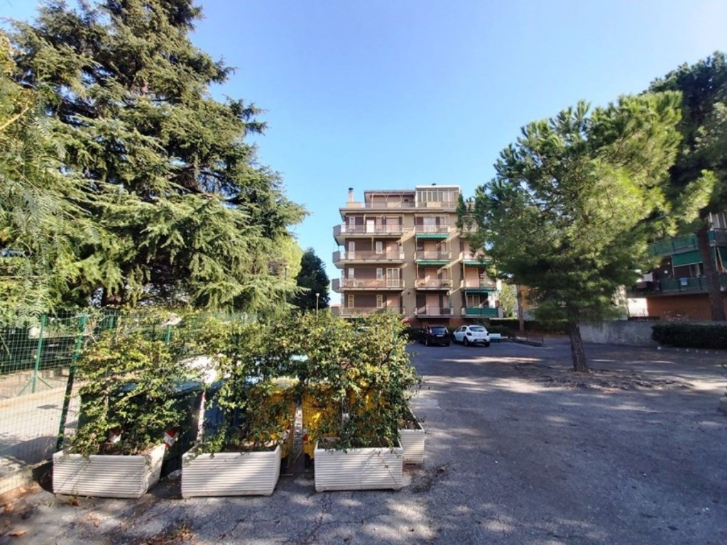Appartamento in vendita a Borghetto Santo Spirito via Michelangelo