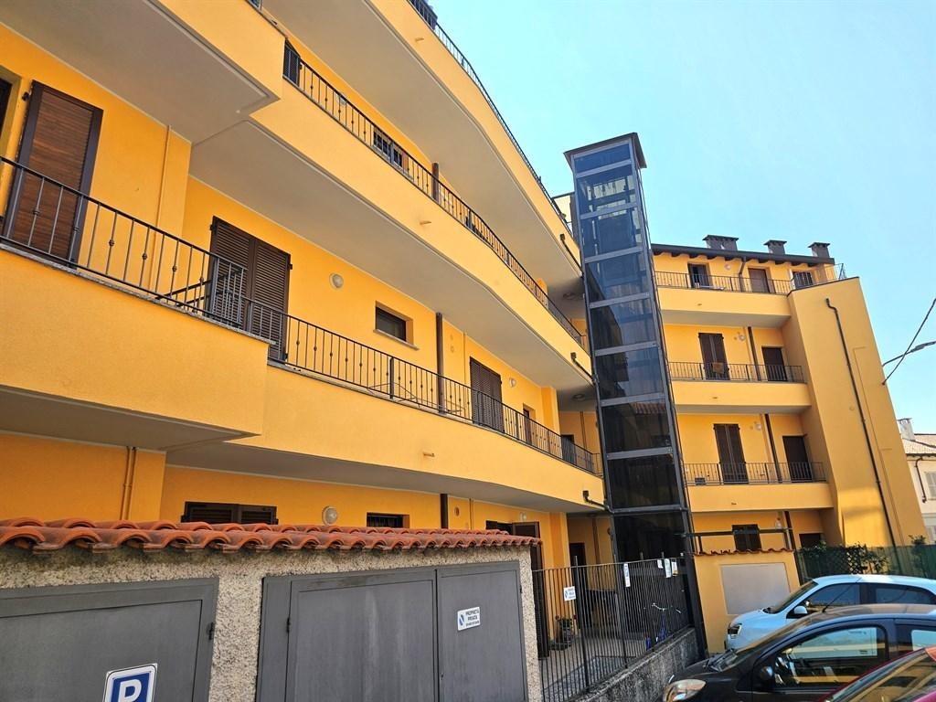 Appartamento in vendita a Seveso via Cesare Cantù 2
