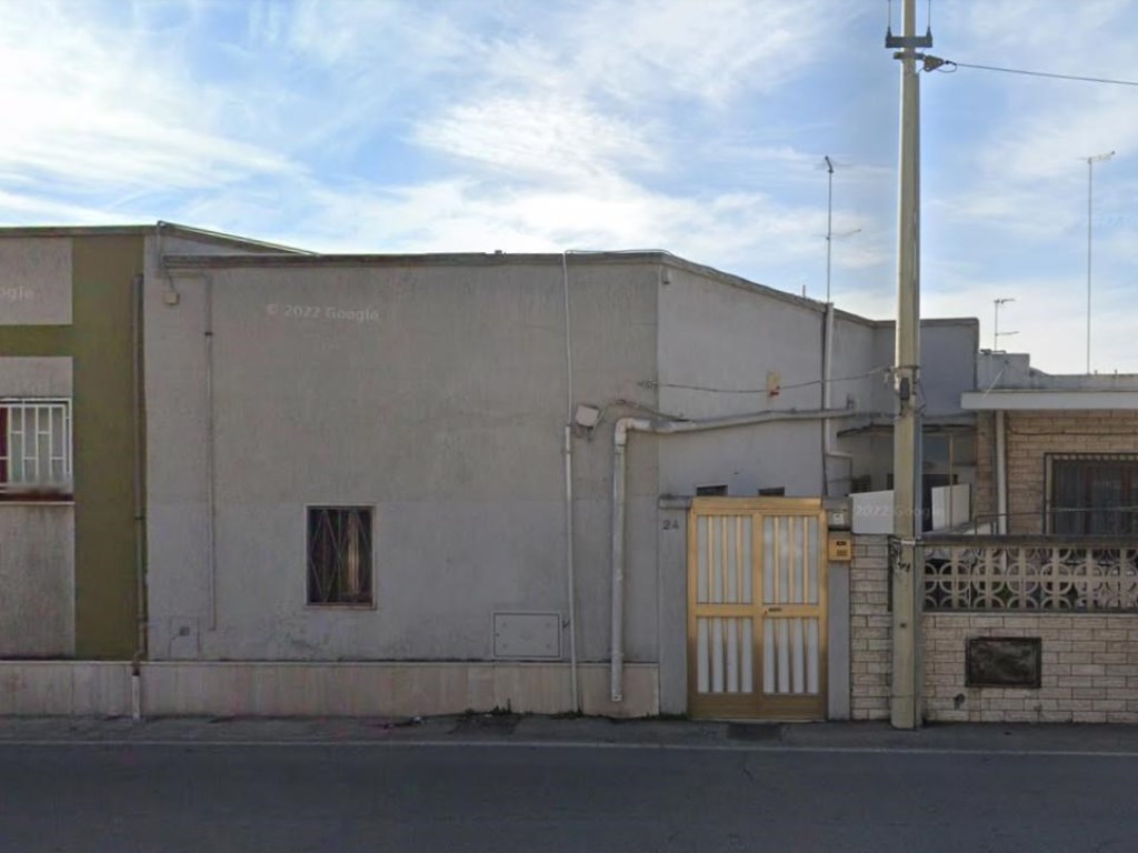 Casa Indipendente in vendita a Taranto taranto Lago di Pergusa,24