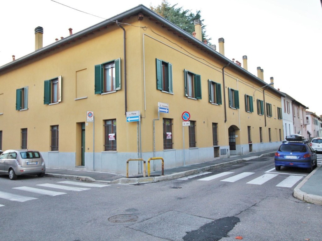 Appartamento in vendita a Legnano legnano Flora,36