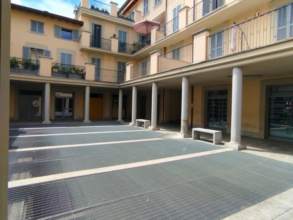 Ufficio in vendita a Parabiago parabiago Giuseppe Maggiolini,29