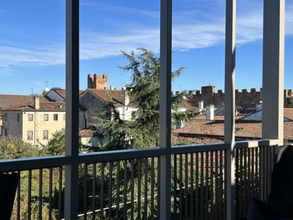 Attico in vendita a Castelfranco Veneto via Cazzaro