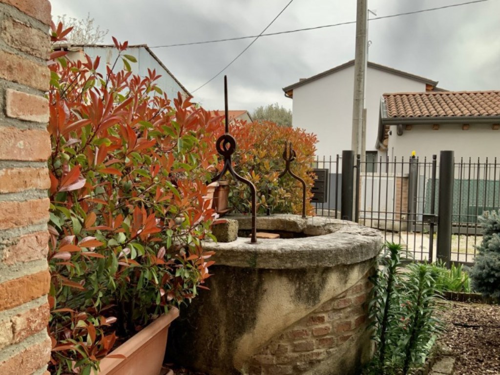 Casa a Schiera in vendita a Castelfranco Veneto via circonvallazione