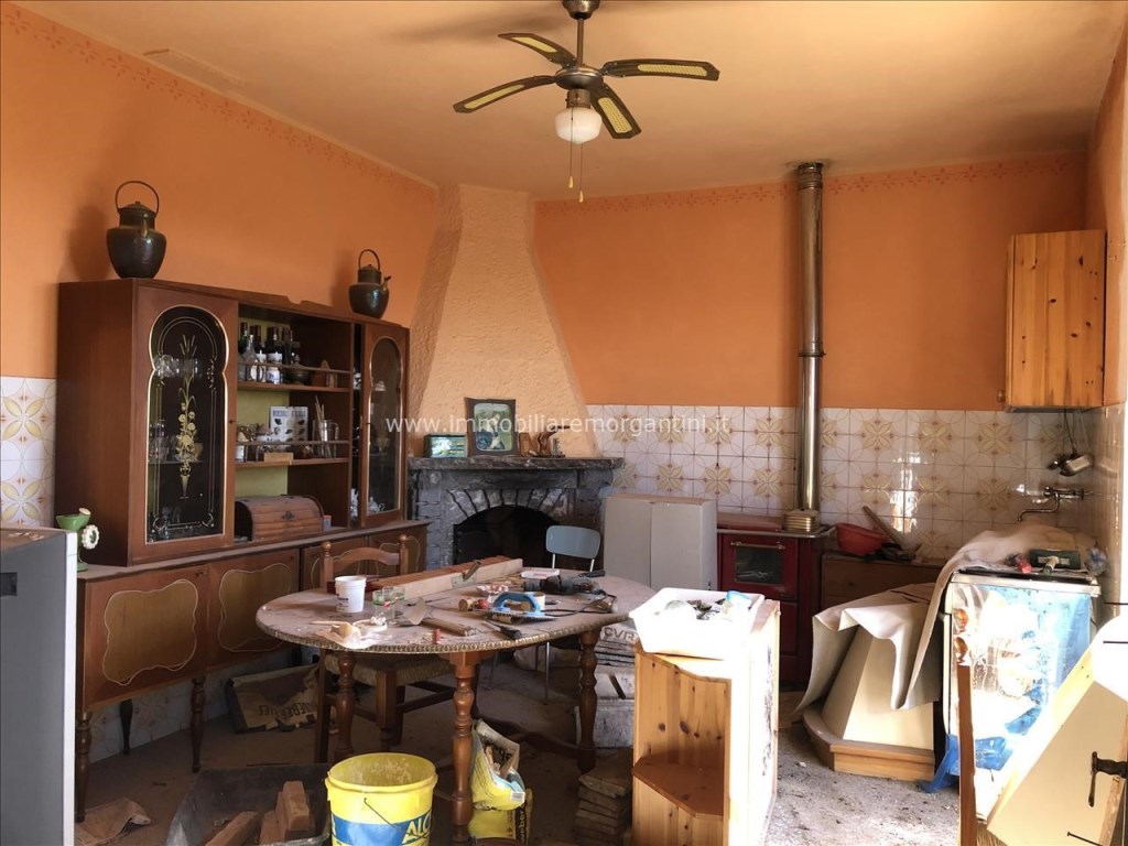 Casa Indipendente in vendita a Sarteano