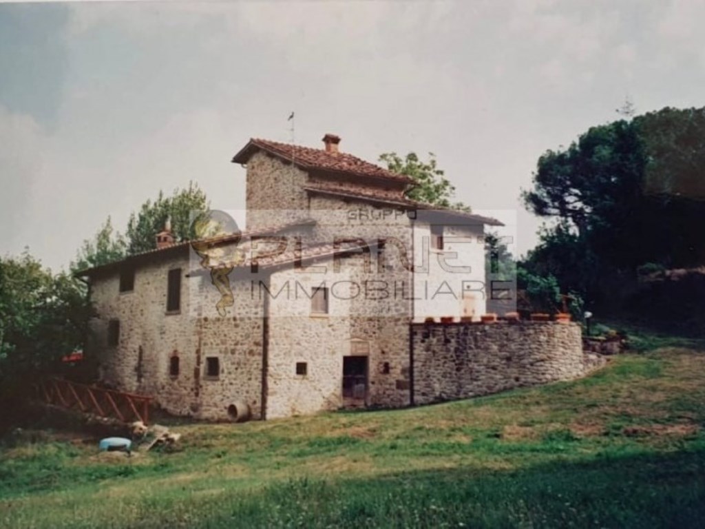 Rustico in vendita a Castel San Niccolò localita' Orgi