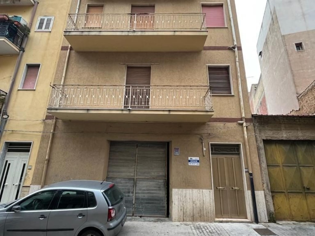 Casa Indipendente in vendita a Niscemi via Genova
