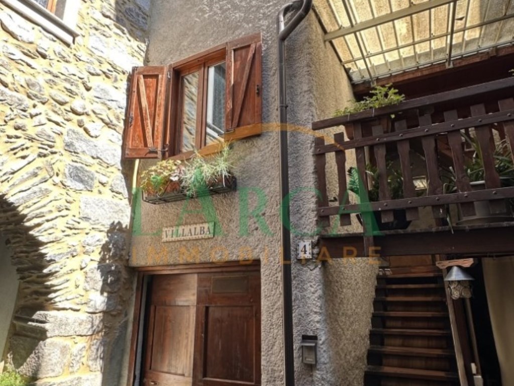Casa Indipendente in vendita a Capo di Ponte via Gian Maria Torri , 8