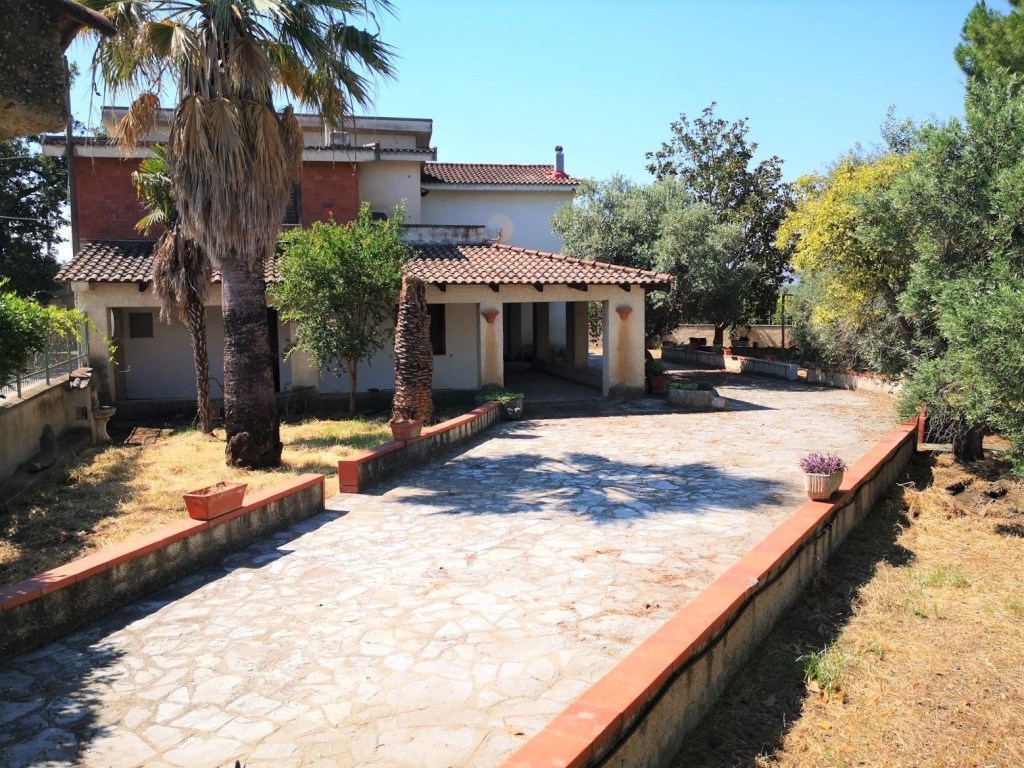 Villa in vendita a Cassano all'Ionio