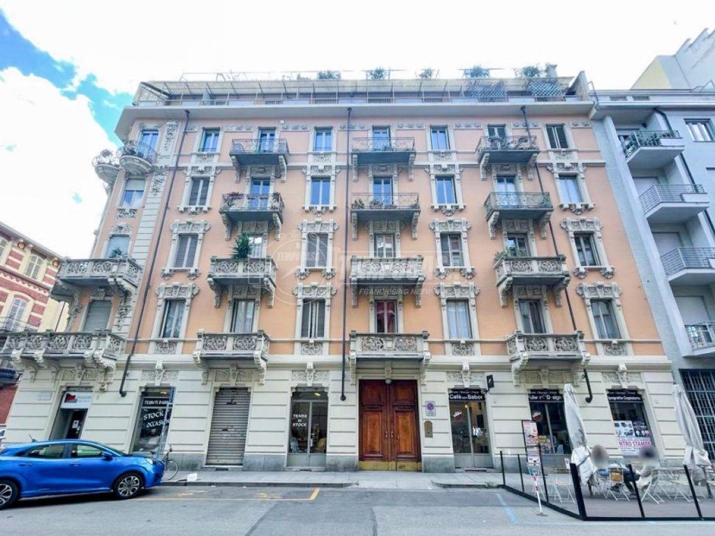 Appartamento in vendita a Torino via Marco Polo, 41