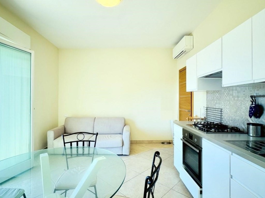 Appartamento in affitto a Camaiore via Bruno Buozzi,