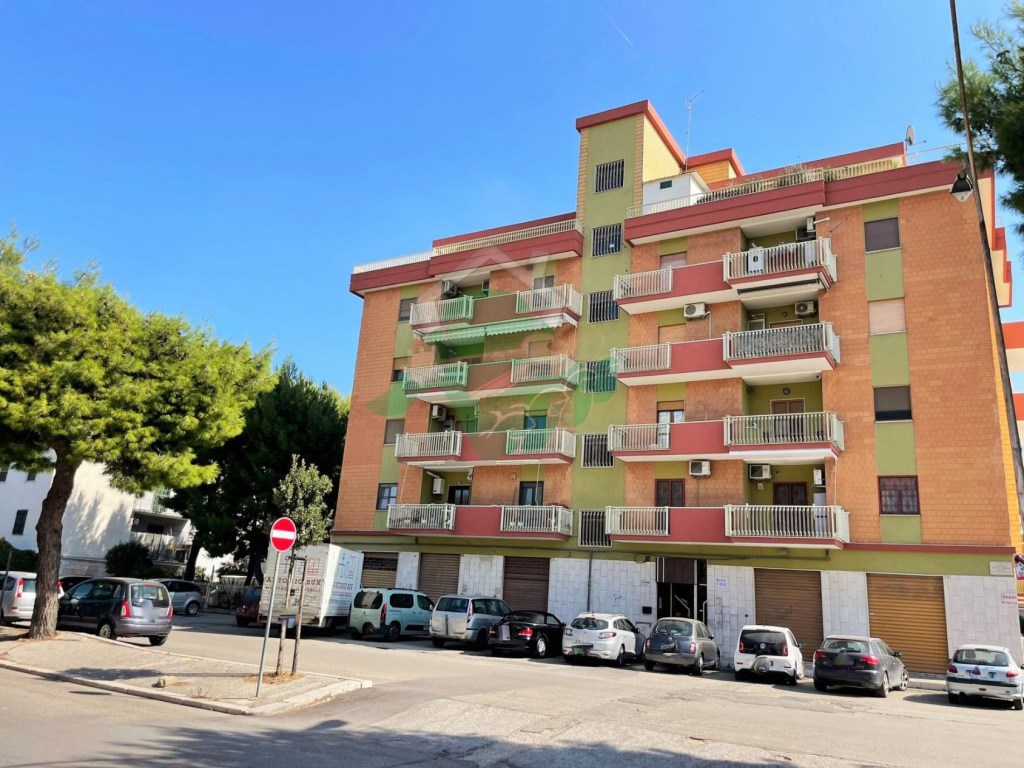Appartamento in vendita a Foggia via c. Baffi