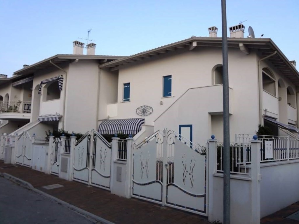 Villa a Schiera in vendita a Comacchio via Imola