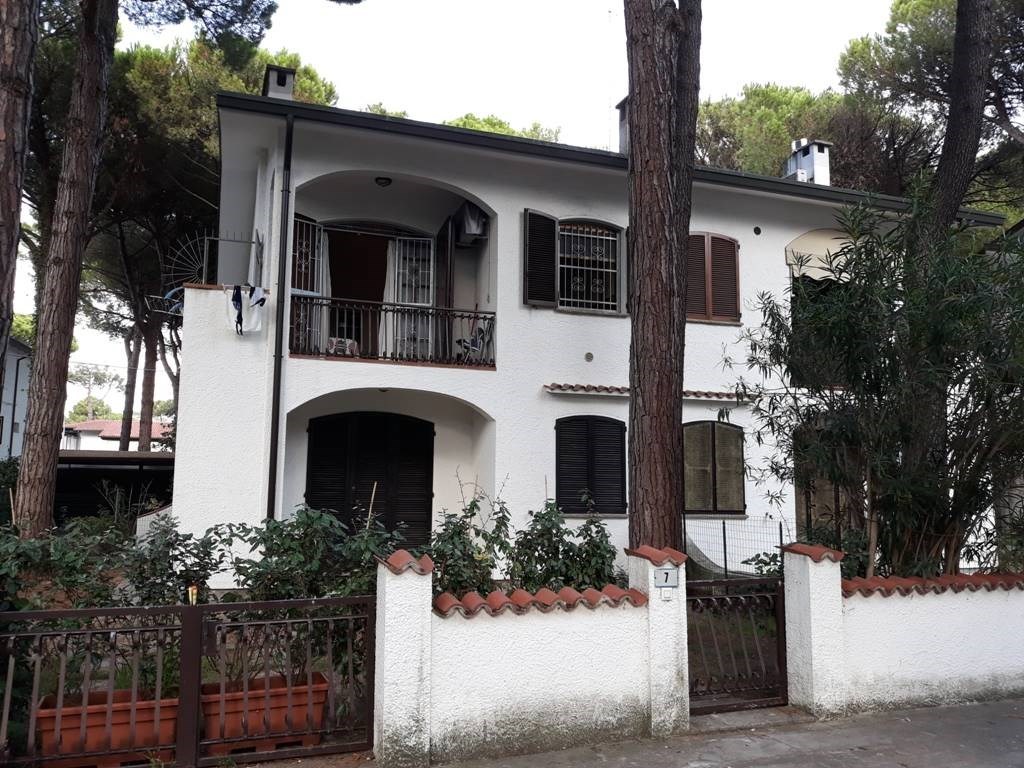 Villa in vendita a Comacchio via Leoncavallo 5