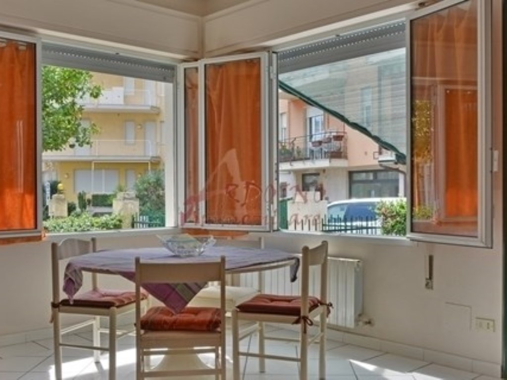 Appartamento in vendita a San Bartolomeo al Mare via Sardegna, 19