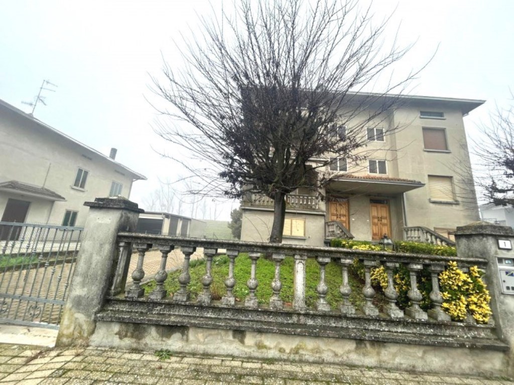 Appartamento in vendita a Brescello via Carlo Marx