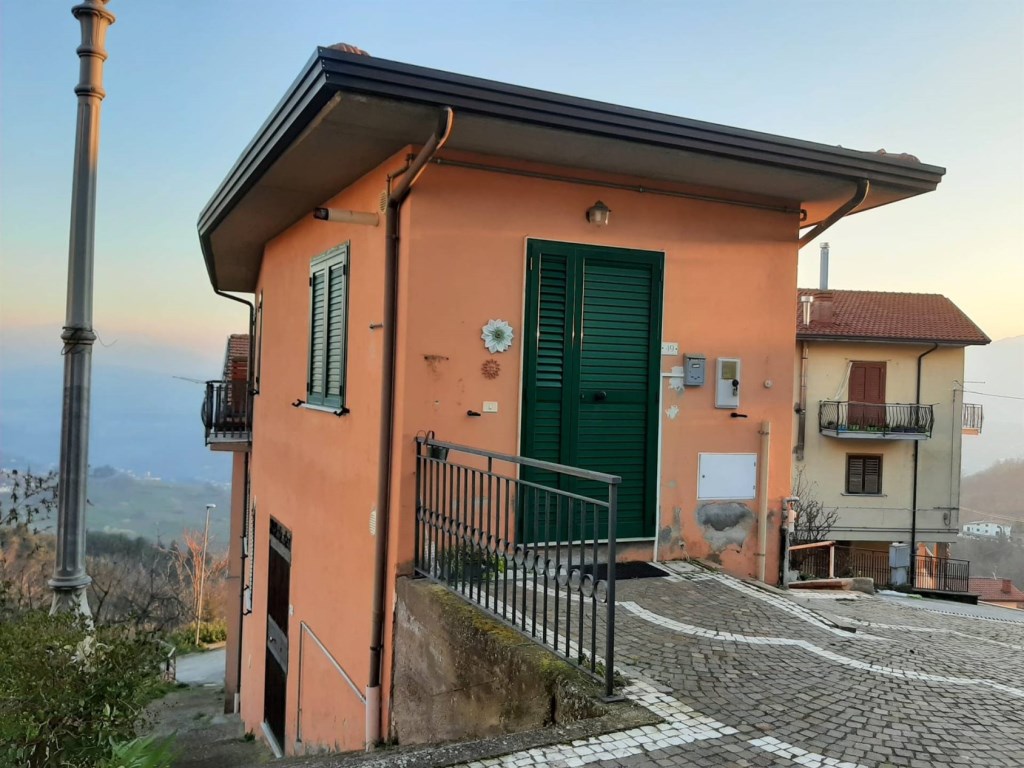 Casa Semindipendente in vendita a Torrioni via casale 49