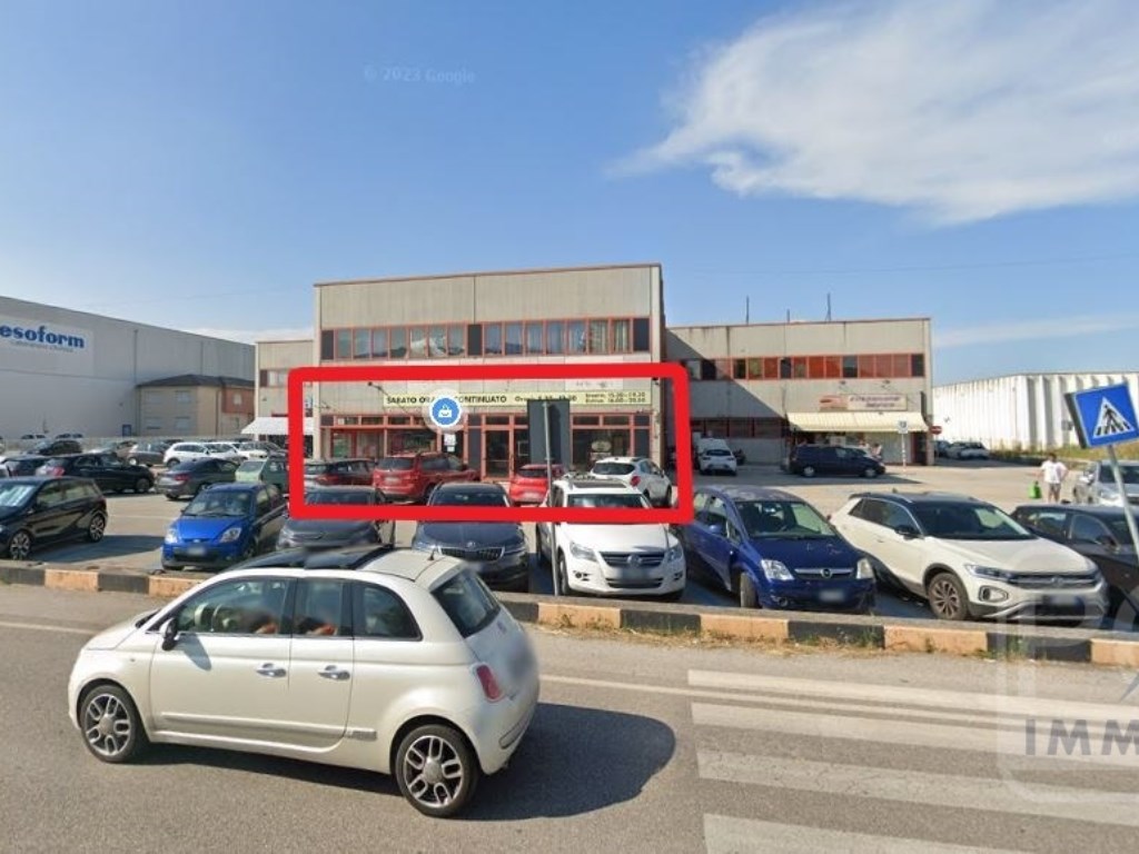 Locale Commerciale in vendita a Rovigo rovigo
