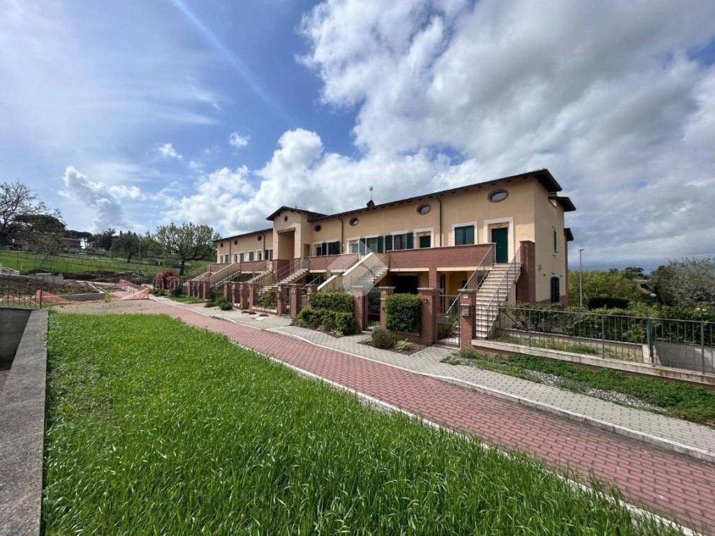 Appartamento in vendita a Perugia via Umbria