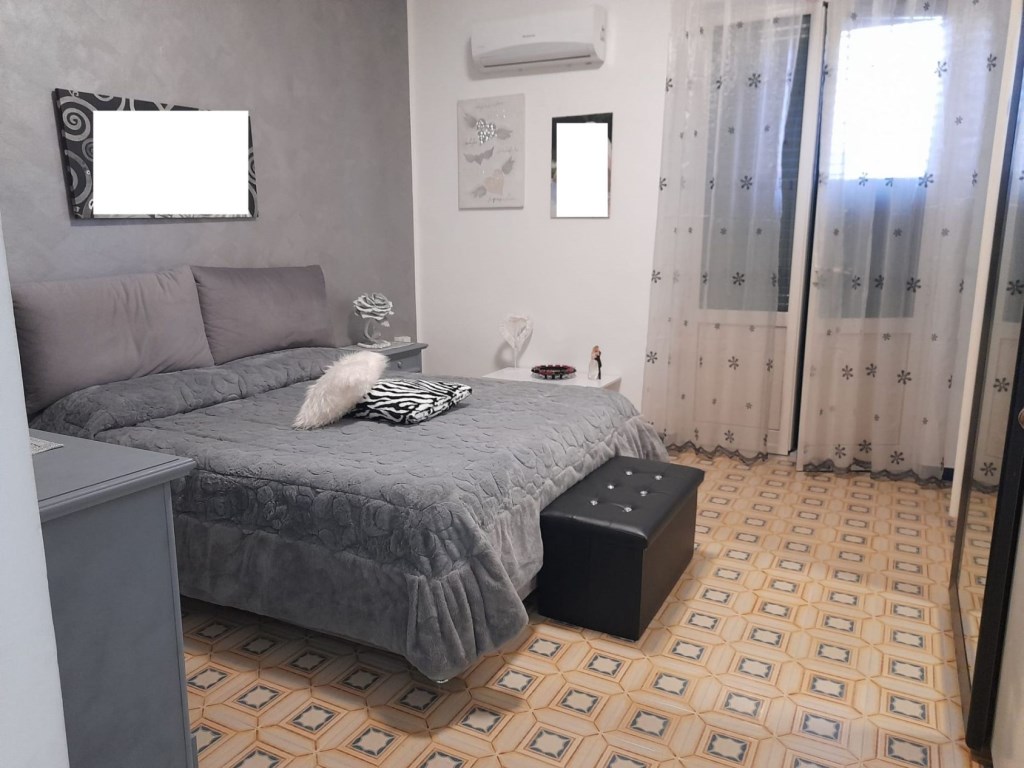 Appartamento in vendita a Palermo via Anapo